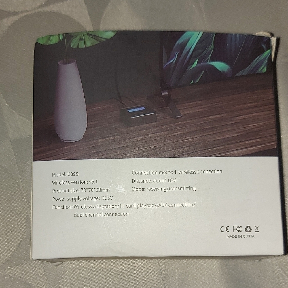 Wireless Audio Adapter with LCD Display - Picture 2 of 4